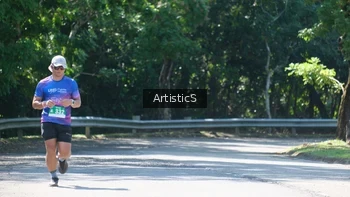 Runner Photo 1738681