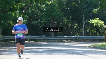 Runner Photo 1738683