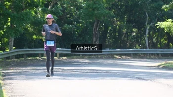 Runner Photo 1738697