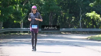 Runner Photo 1738698