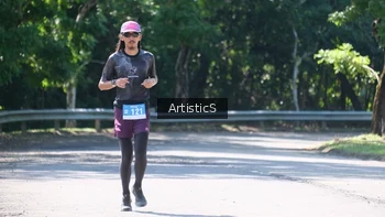 Runner Photo 1738703