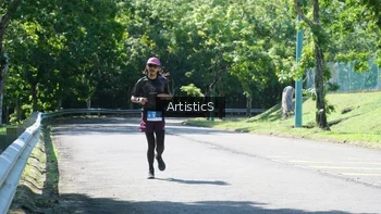 Runner Photo 1738704