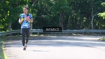 Runner Photo 1738723