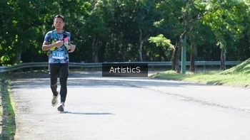 Runner Photo 1738728