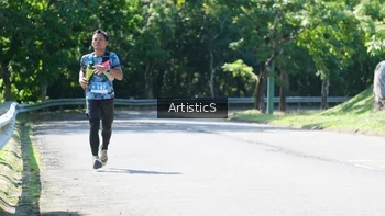 Runner Photo 1738729