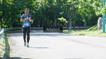 Runner Photo 1738731