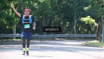 Runner Photo 1738762