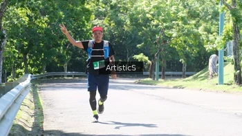 Runner Photo 1738784