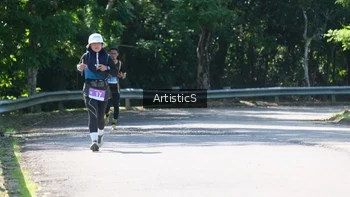 Runner Photo 1738791