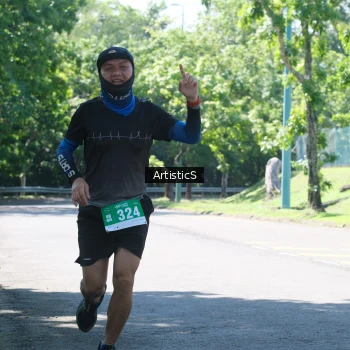 Runner Photo 1739018