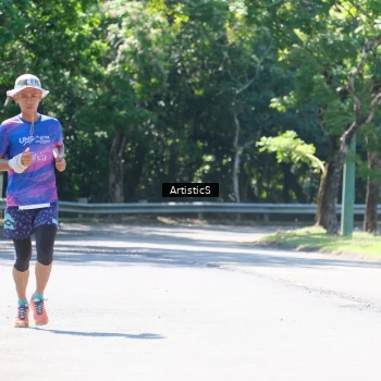 Runner Photo 1739038