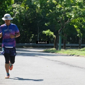 Runner Photo 1739039