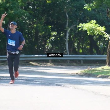 Runner Photo 1739048