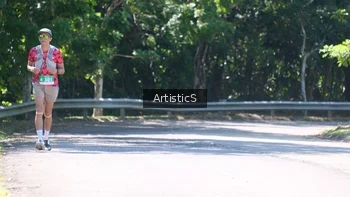 Runner Photo 1739470