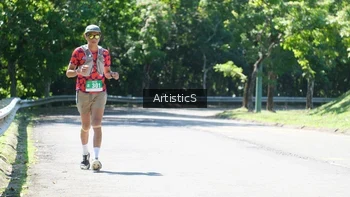 Runner Photo 1739480