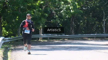 Runner Photo 1739535