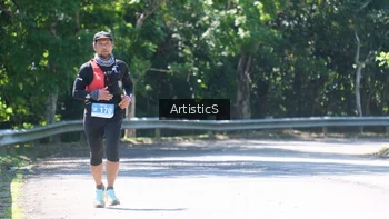 Runner Photo 1739542