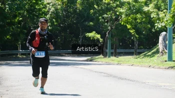 Runner Photo 1739549