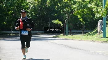 Runner Photo 1739551