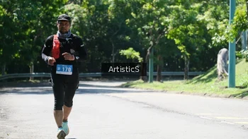 Runner Photo 1739554