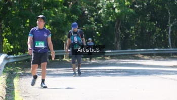 Runner Photo 1739560