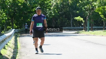 Runner Photo 1739567