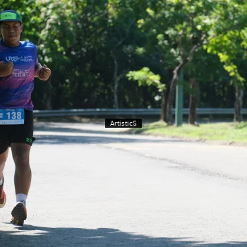 Runner Photo 1739606