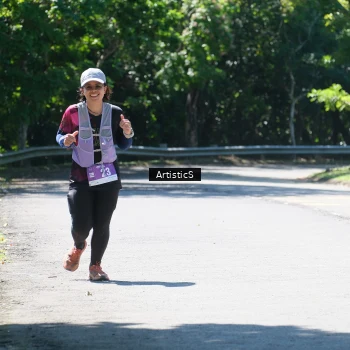 Runner Photo 1739655