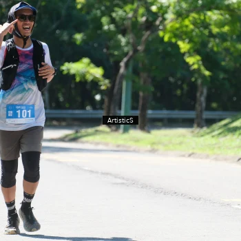 Runner Photo 1739688