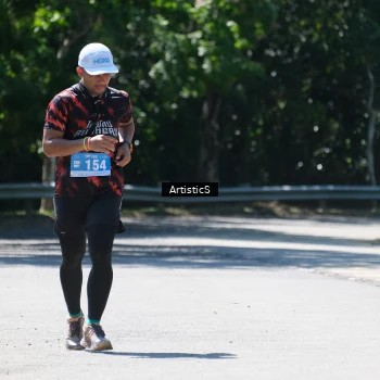Runner Photo 1739706