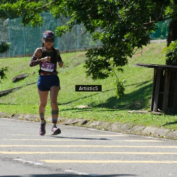 Runner Photo 1739737