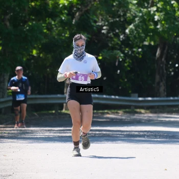 Runner Photo 1739743