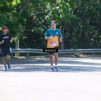 Runner Photo 1739776