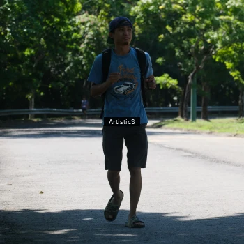 Runner Photo 1739793