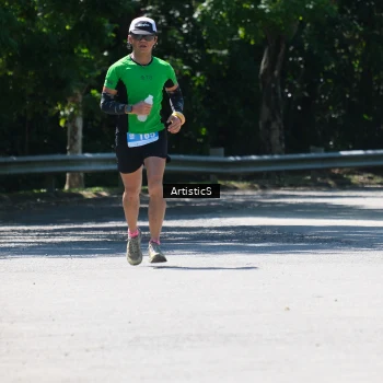 Runner Photo 1739836