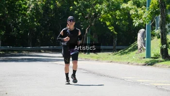 Runner Photo 1740283