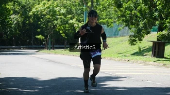 Runner Photo 1740295