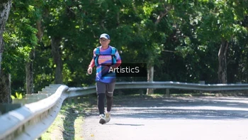 Runner Photo 1740302