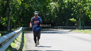 Runner Photo 1740326