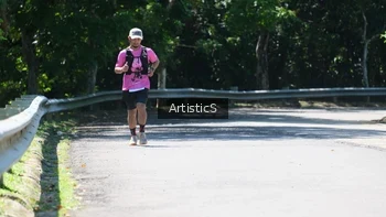 Runner Photo 1740351