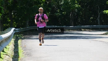 Runner Photo 1740355