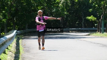 Runner Photo 1740370