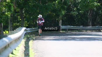 Runner Photo 1740375