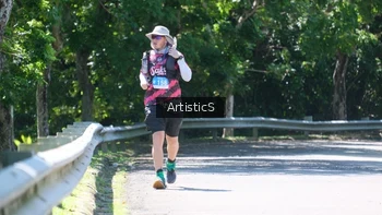 Runner Photo 1740385