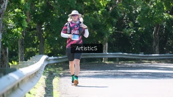 Runner Photo 1740386