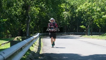 Runner Photo 1740395