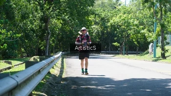 Runner Photo 1740398