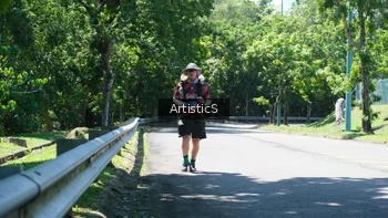 Runner Photo 1740399