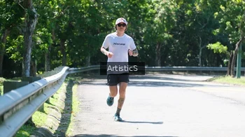 Runner Photo 1740411