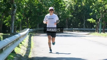 Runner Photo 1740412